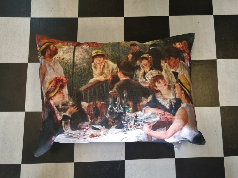 Having Fun Thelampshadestudio;
Lampshades;
CustomLampshades;
HandmadeLampshades;
UniqueLampshades;
LampshadeStudio;
CreativeLighting;
Vintage Lampshades;
HomeDecor;
Floor Lamps;
Table Lamps;
Interior Design;
Custom Lampshades
Protea Print Cushion
Creative Cushion